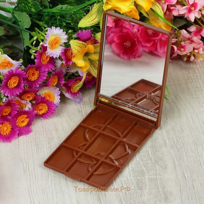 Зеркало складное «Шоколадное чудо», 10 × 7 см, рисунок МИКС