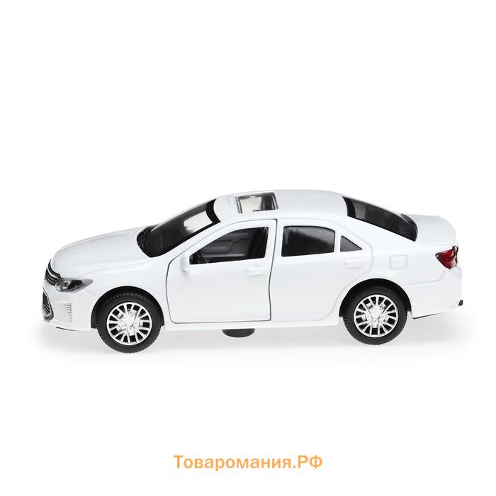 Машина металлическая TOYOTA CAMRY, 12 см, открываются двери, инерционная, цвет белый